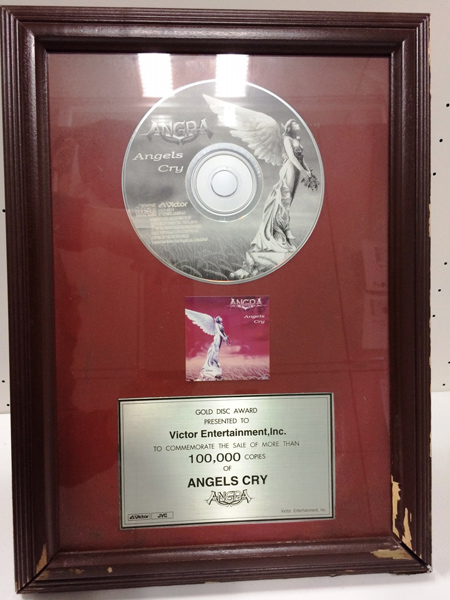 ANGRA INTERVIEW（VICTOR ROCKS） | SPECIAL SITE