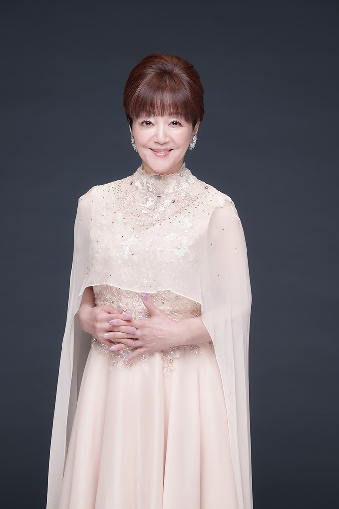 岩崎　宏美