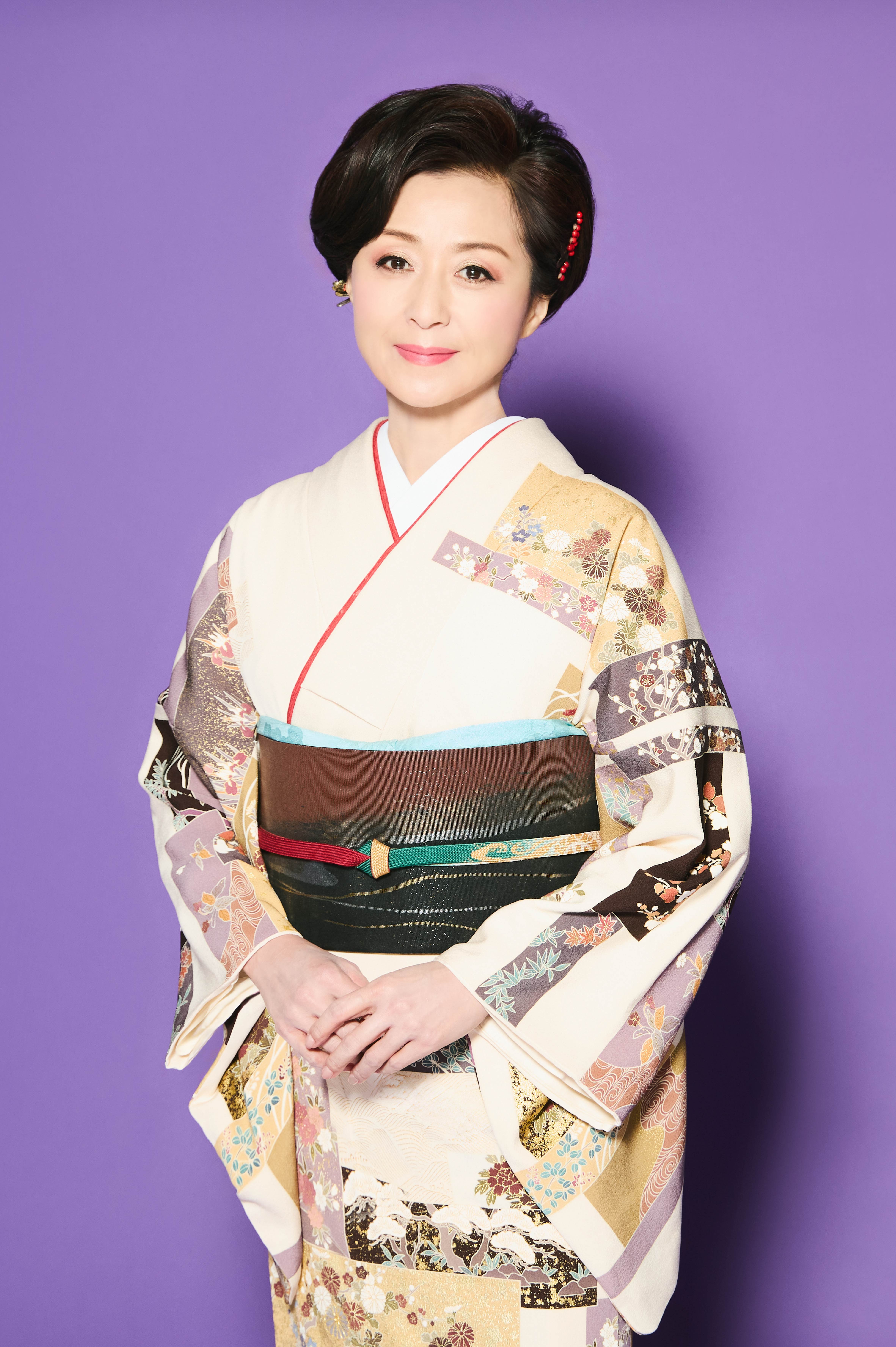 長山 洋子 プロフィール ビクターエンタテインメント 長山 洋子 プロフィール ビクターエンタテインメント