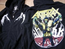 アンスラックス | CREATURE FROM THE LIVINGとコラボレーション