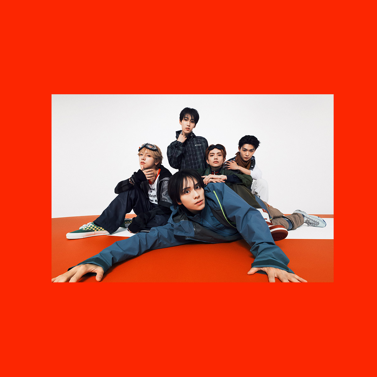WILD BLUE ファーストアルバム「CURVE」 | SPECIAL SITE